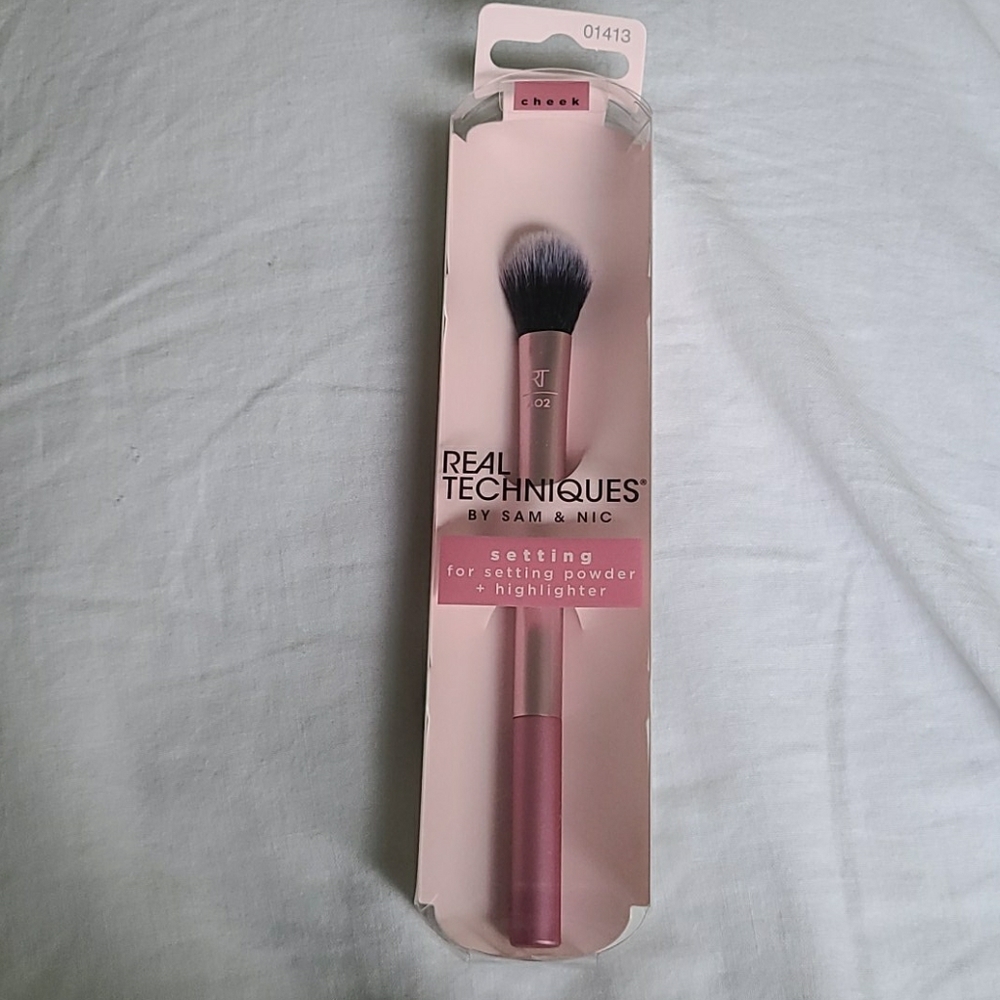 Real Techniques Setting/ Highlighter Brush